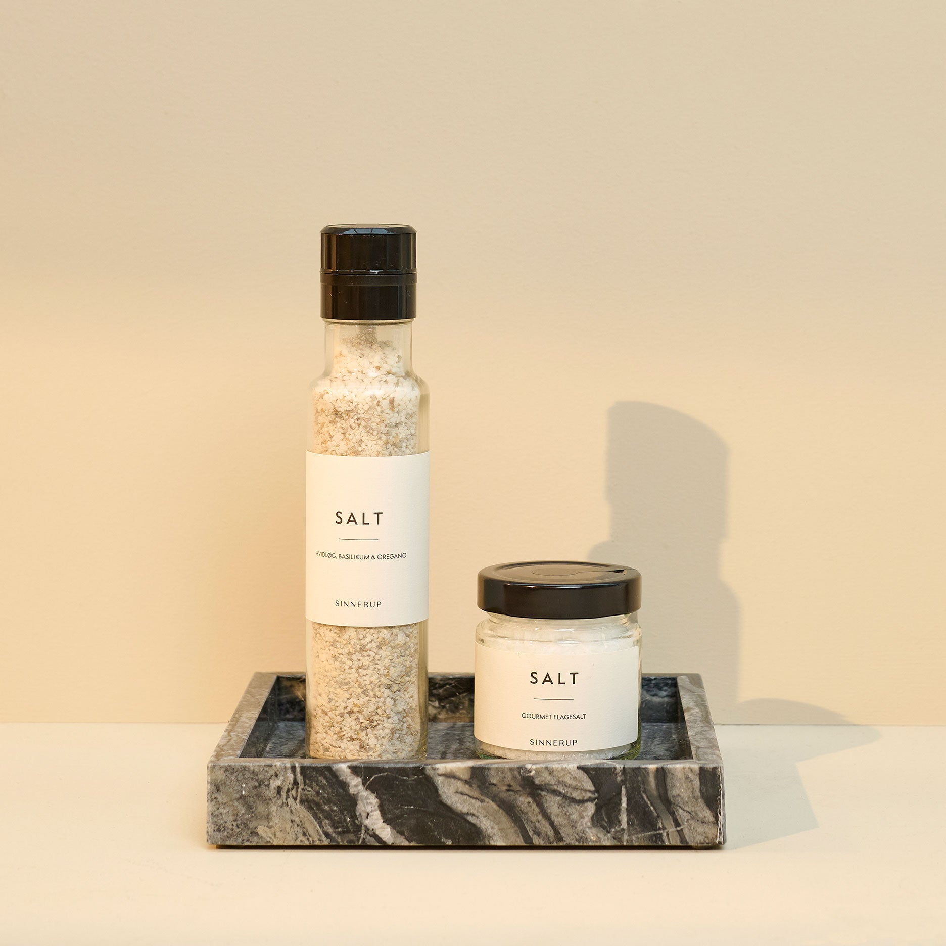 Salt med Hvidløg, Basilikum, Oregano